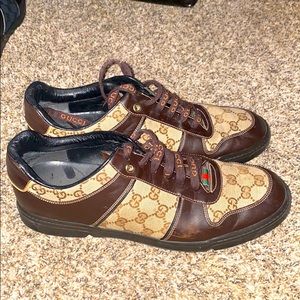 Gucci men’s sneakers Brown. US Size 11